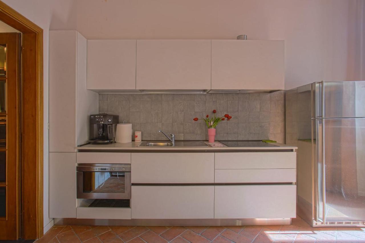 Classy Apartment - Hosted By Sweetstay Флоренція Екстер'єр фото
