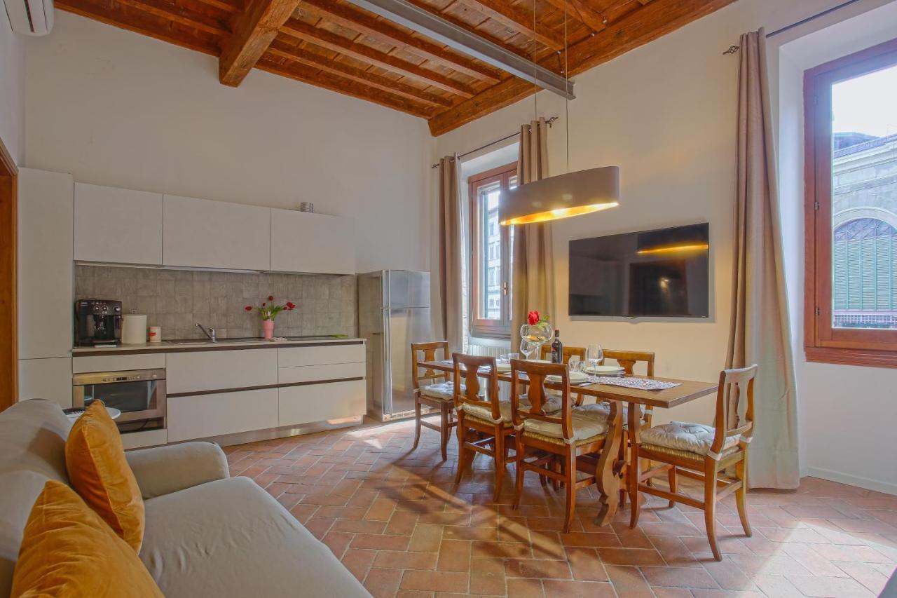 Classy Apartment - Hosted By Sweetstay Флоренція Екстер'єр фото