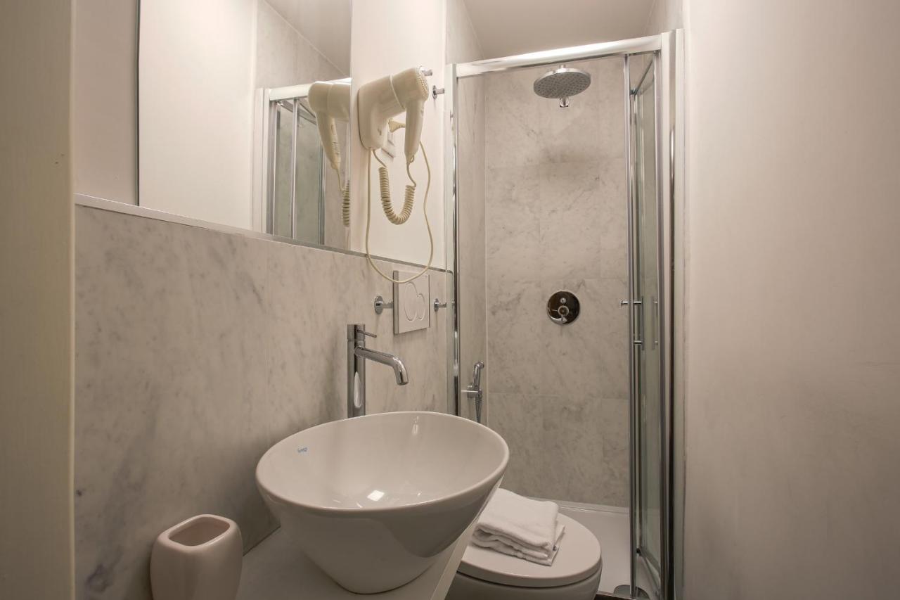 Classy Apartment - Hosted By Sweetstay Флоренція Екстер'єр фото